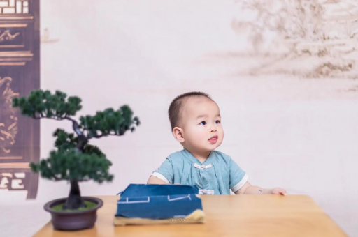 林州宝宝宁愿饿也不吃奶粉